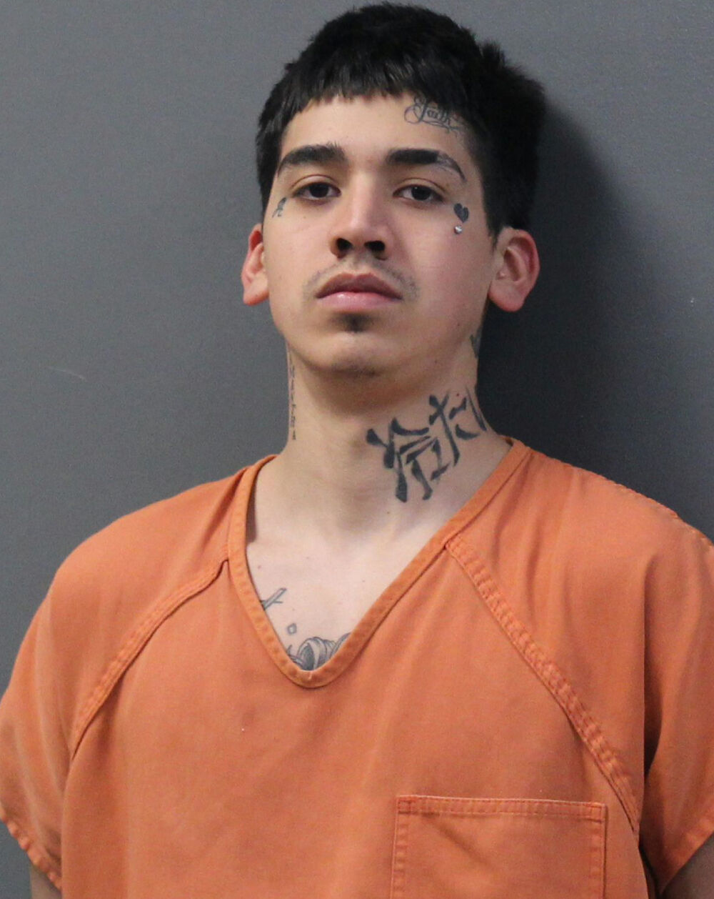 Gering man charged with child abuse, enticement
